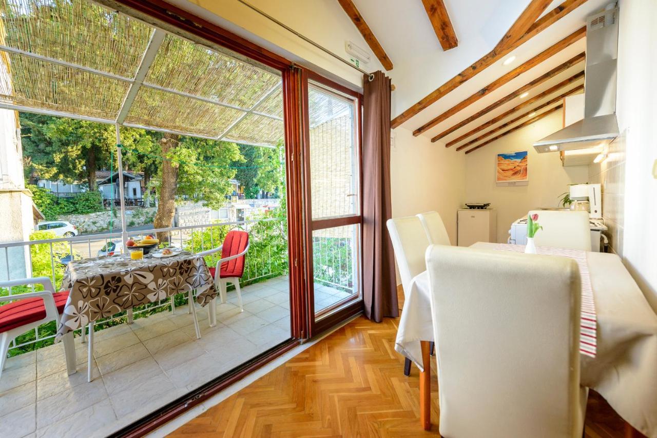 Beach Lapad Apartment Villa Tolja Дубровник Екстер'єр фото